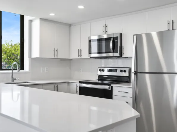 Bungalow kitchen after a deep clean in Bells Corners